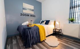 Autumn Oasis - Chic Studio In West Midlands